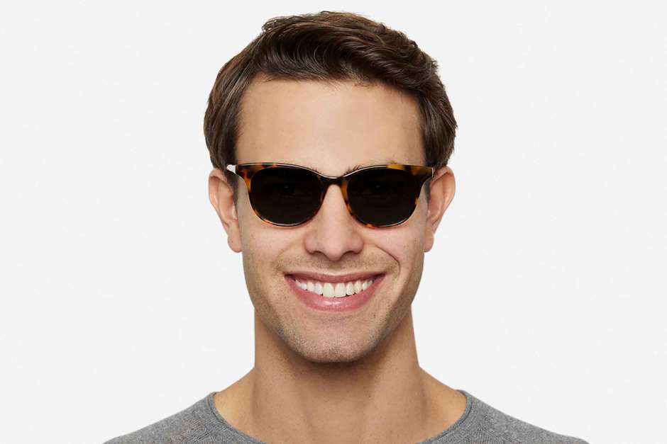 Lovelace sunglasses in serengeti on male model viewed from front