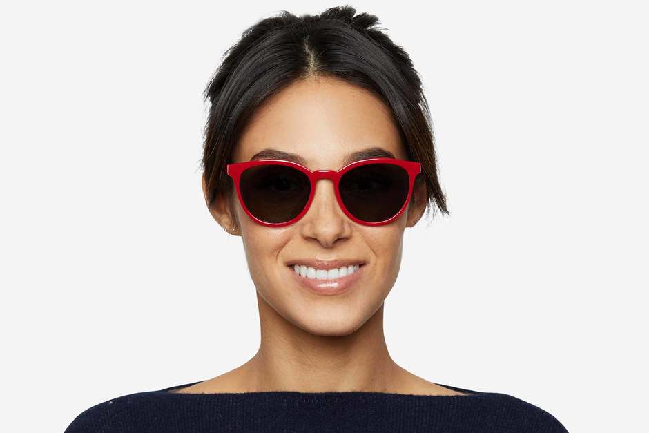 Roman sunglasses in candy apple on female model viewed from front